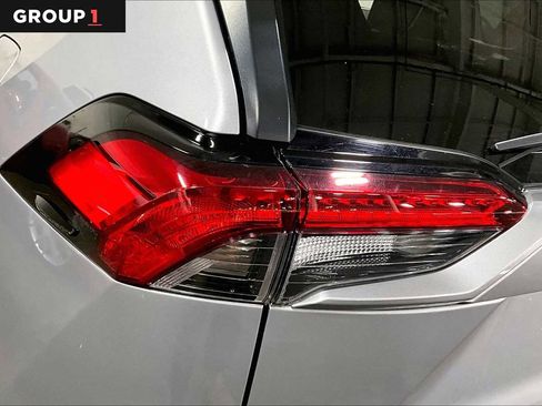 Used 2023 Toyota RAV4 XLE AWD/4WD image 29