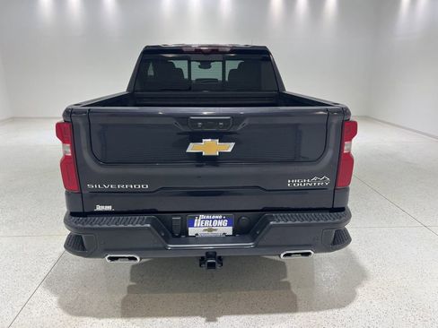 Used 2023 Chevrolet Silverado 1500 High Country w/ High Country Premium Package image 4