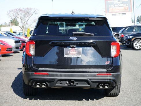 Used 2021 Ford Explorer ST w/ Equipment Group 401A image 4