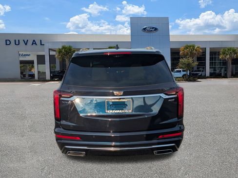 Used 2022 Cadillac XT6 Premium Luxury w/ Technology Package image 5
