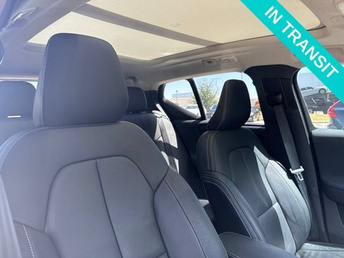 Certified 2024 Volvo XC40 B5 Ultimate w/ Protection Package Premier AWD/4WD image 13