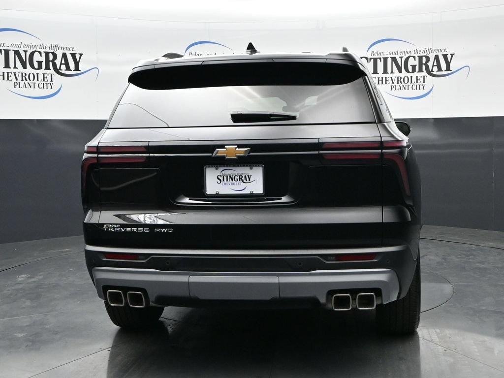Used 2026 Chevrolet Traverse LT AWD/4WD image 8