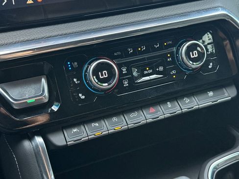 Used 2024 GMC Sierra 1500 Denali w/ Technology Package image 23