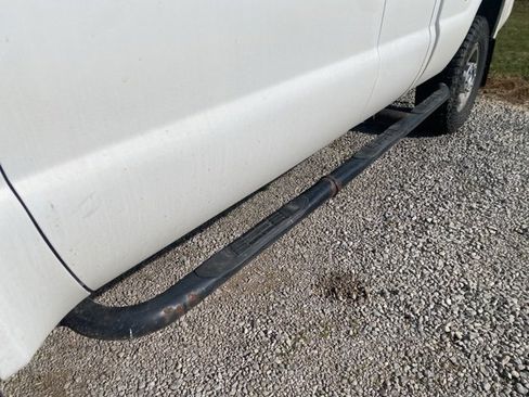 Used 2010 Ford F250 XL image 9