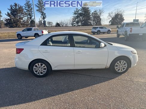 Used 2010 Kia Forte EX image 6