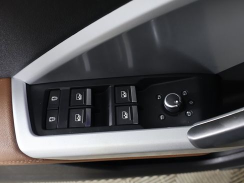 Used 2021 Audi Q3 2.0T Premium Plus image 37