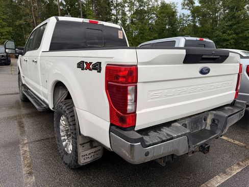 Used 2022 Ford F250 Lariat w/ Lariat Ultimate Package AWD/4WD image 2