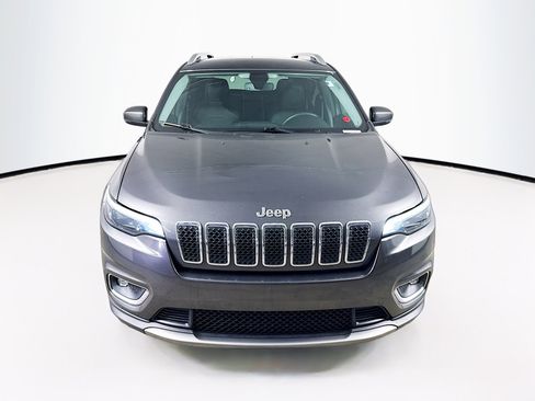 Used 2019 Jeep Cherokee Limited image 3