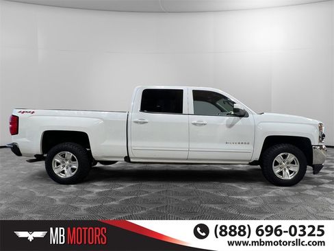 Used 2017 Chevrolet Silverado 1500 LT image 2