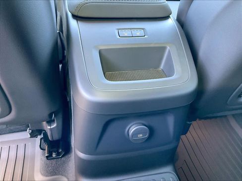 New 2026 Volvo XC60 T8 Ultra w/ Protection Package Premier image 16