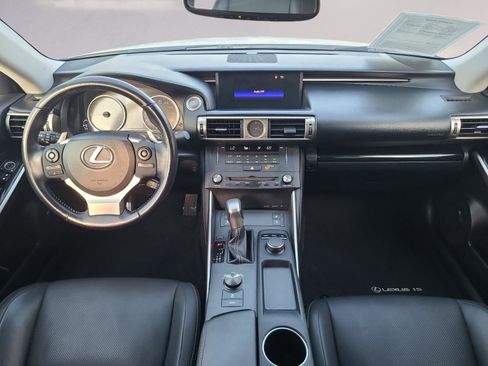 Used 2015 Lexus IS 250 w/ Premium Package RWD image 17