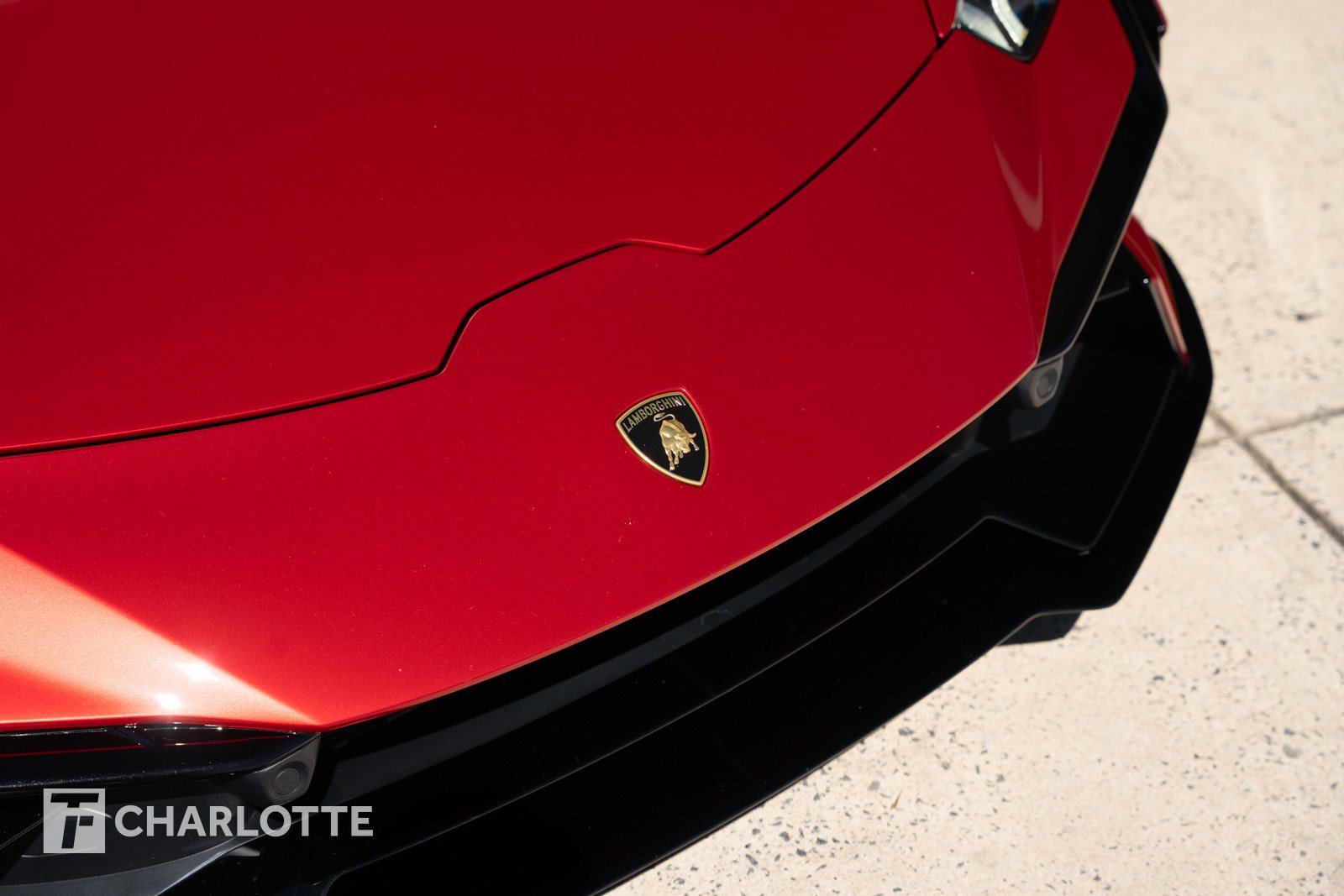 Used 2023 Lamborghini Huracan Tecnica RWD image 4