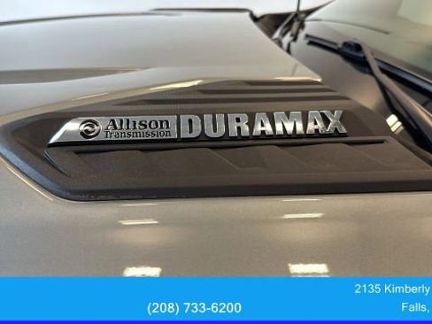 Used 2024 Chevrolet Silverado 3500 High Country w/ High Country Premium Package image 11