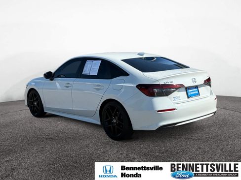 Used 2025 Honda Civic Sport image 3
