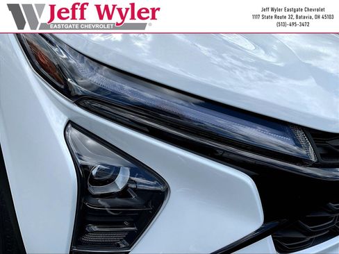 New 2026 Chevrolet Trax LT w/ Driver Confidence Package FWD image 8