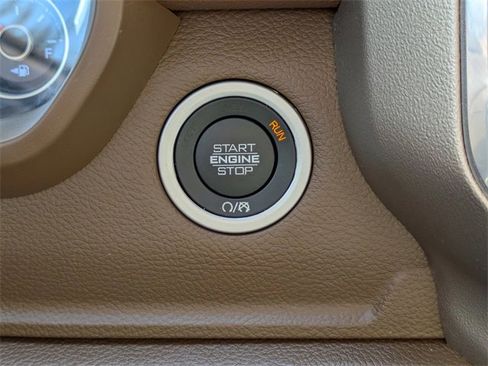 Used 2020 RAM 1500 Laramie image 29