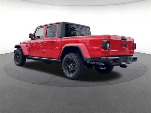 Certified 2024 Jeep Gladiator Sport image 3