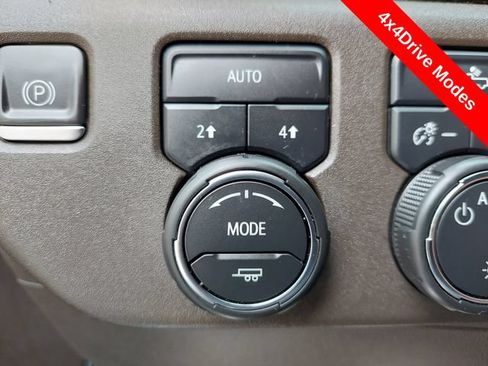 Used 2023 Chevrolet Silverado 1500 LT AWD/4WD image 14