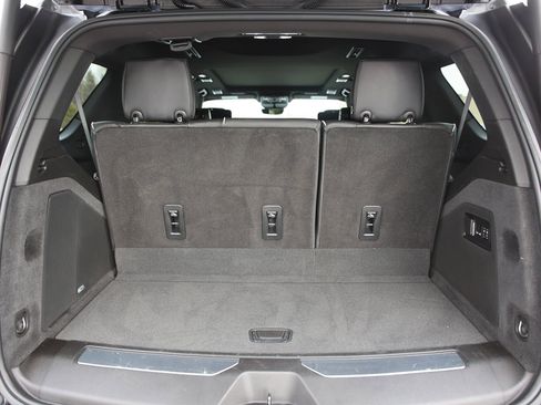 Used 2021 Cadillac Escalade Sport w/ Driver Assist Tech Package image 14