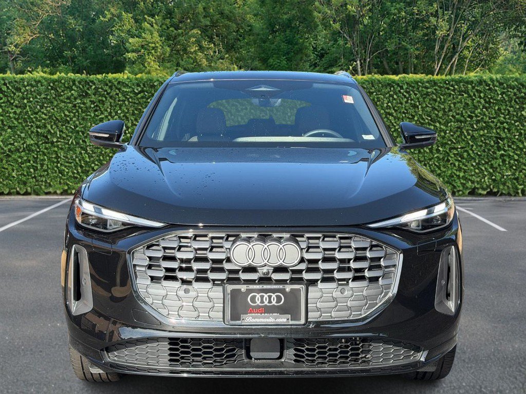 Used 2025 Audi Q5 Premium w/ Convenience Package AWD/4WD image 9