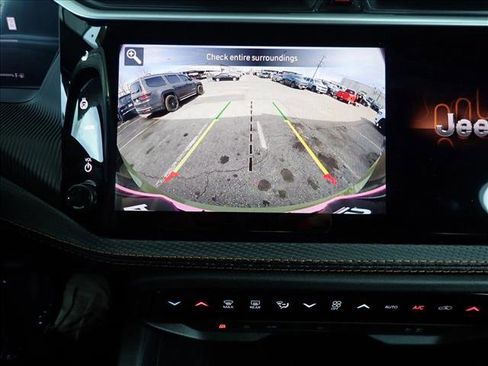 New 2026 Jeep Cherokee Overland image 18