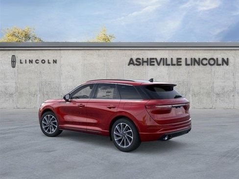 New 2026 Lincoln Corsair Grand Touring image 4