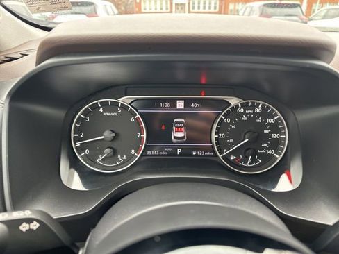 Used 2023 Nissan Rogue SL w/ SL Premium Package image 25