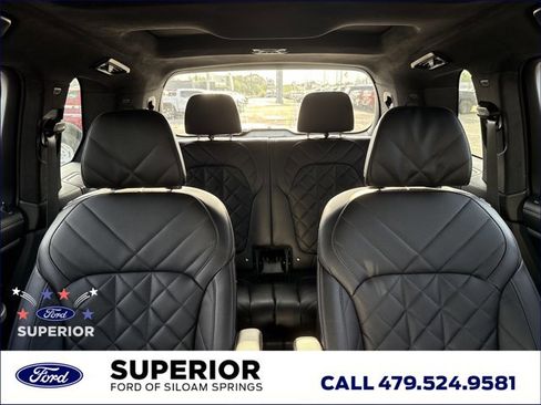 Used 2024 BMW X7 xDrive40i w/ M Sport Package AWD/4WD image 21
