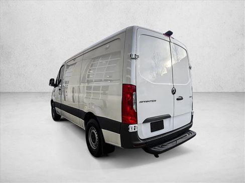 Used 2025 Mercedes-Benz Sprinter 2500 image 8