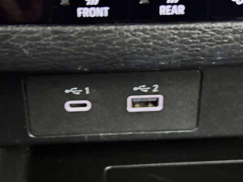 Used 2024 Mitsubishi Outlander SE image 26