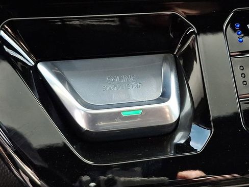 New 2026 GMC Sierra 1500 AT4 w/ Technology Package AWD/4WD image 16