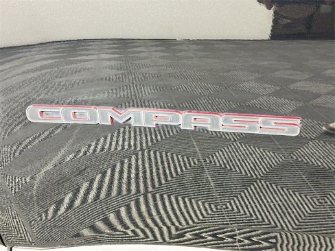 Used 2020 Jeep Compass Trailhawk image 29