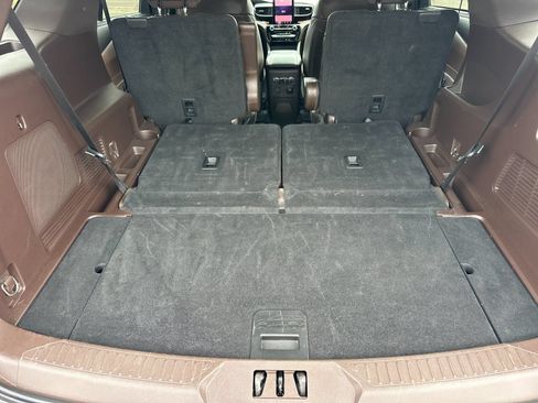 Used 2022 Ford Explorer King Ranch w/ Class IV Trailer Tow Package AWD/4WD image 16
