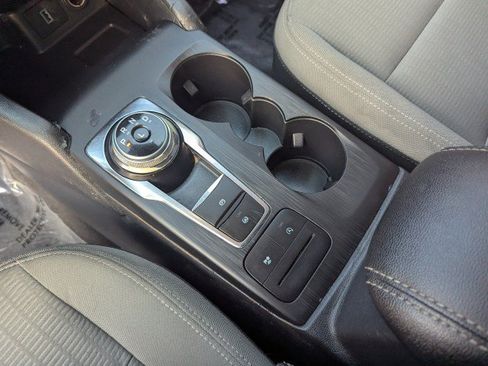 Used 2020 Ford Escape S AWD/4WD image 17