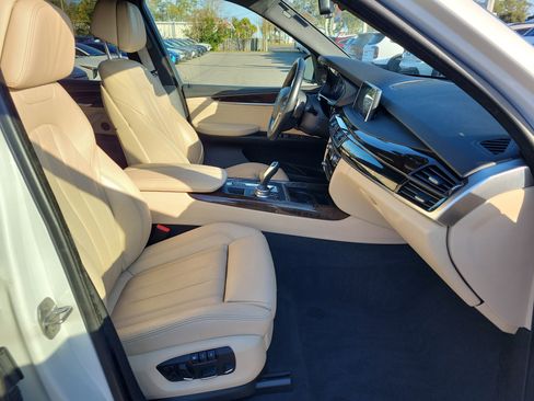 Used 2018 BMW X5 xDrive40e image 7