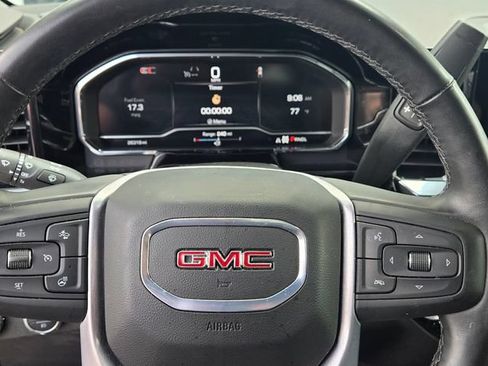 Used 2025 GMC Sierra 1500 SLT AWD/4WD image 11