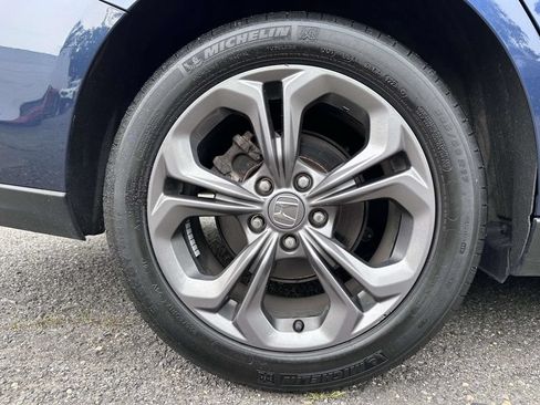 Used 2023 Honda Accord EX image 6