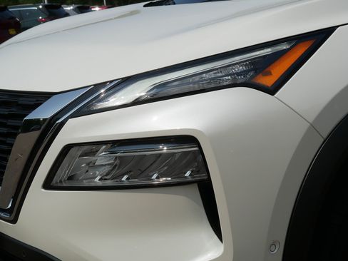 Certified 2023 Nissan Rogue SL w/ SL Premium Package AWD/4WD image 16