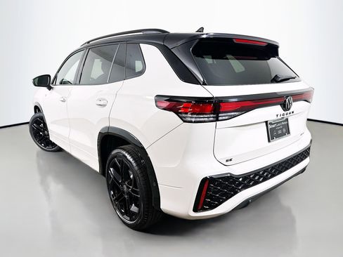 New 2026 Volkswagen Tiguan SE R-Line AWD/4WD image 5