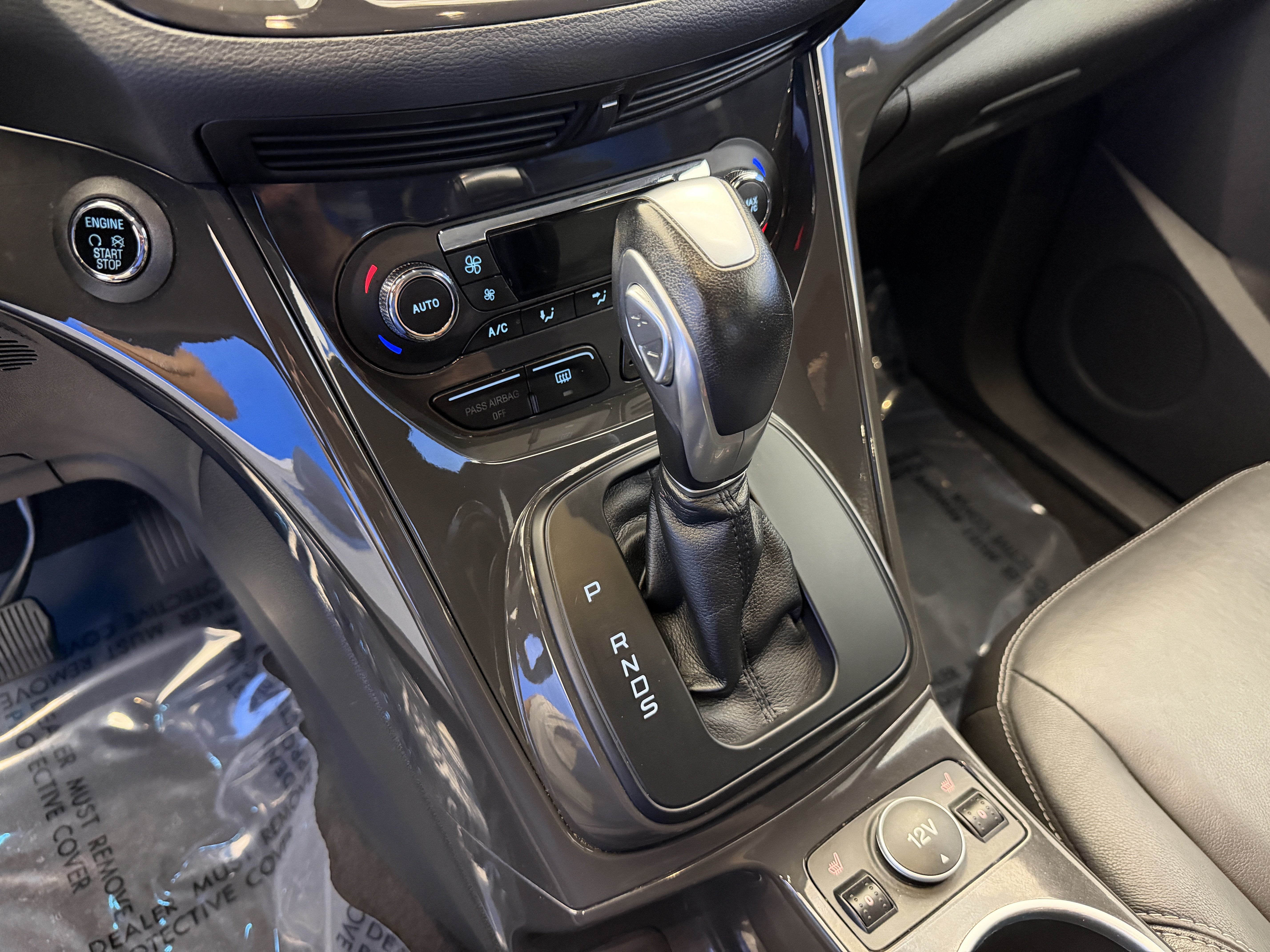 Used 2016 Ford Escape Titanium FWD image 21