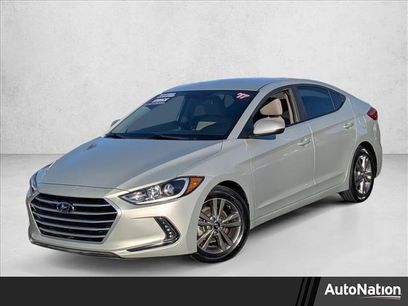 Used 2017 Hyundai Elantra SE w/ SE A/T Tech Package 03