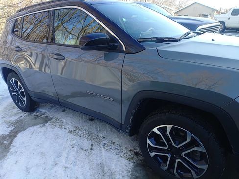 Used 2023 Jeep Compass Limited w/ Sun and Sound Group image 7