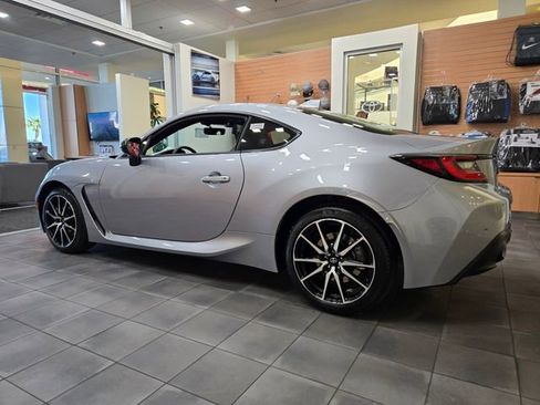 New 2026 Toyota GR86 image 4