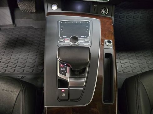 Used 2018 Audi Q5 2.0T Premium Plus w/ Premium Plus Package image 25