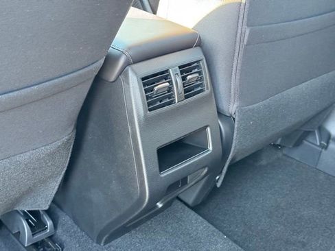 New 2026 Mitsubishi Outlander ES image 13