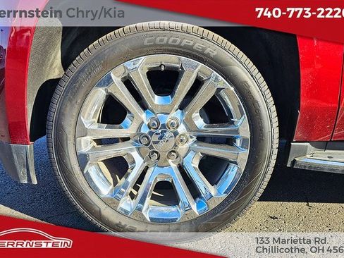 Used 2019 GMC Yukon SLT w/ Premium Edition image 36