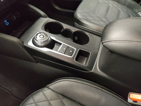 Used 2023 Ford Escape SE w/ PHEV Premium Package FWD image 26