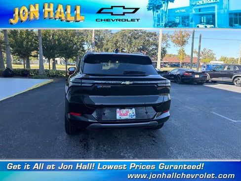 New 2026 Chevrolet Equinox EV LT image 8