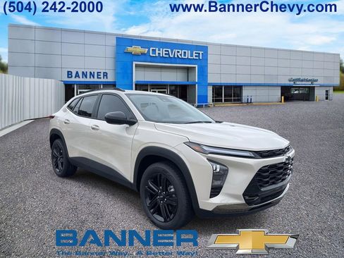 New 2026 Chevrolet Trax ACTIV w/ Sunroof Package image 1