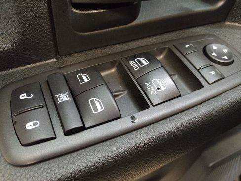 Used 2021 RAM 1500 Tradesman w/ Tradesman SXT Package image 27